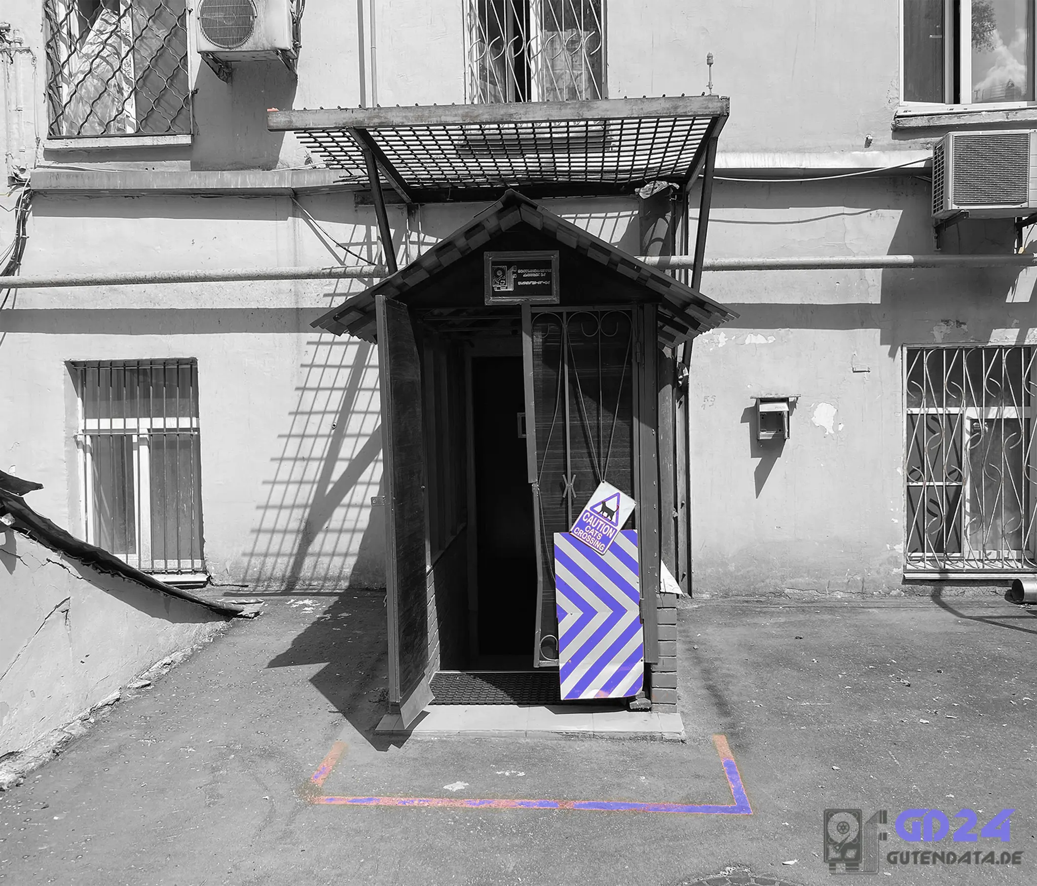 Entrance to GutenData 24 lab on Begovaya